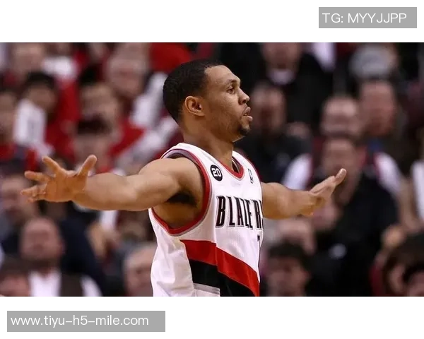 开拓者梦幻阵容回顾罗伊阿德巴图姆若无伤病能走多远