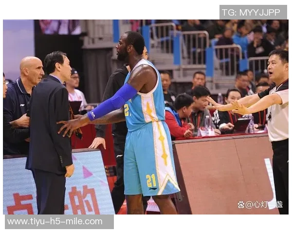 湾区主持人分析勇士三老出场表现依旧难阻球队连败困境 湾区主持人分析勇士三老出场表现依旧难阻球队连败困境