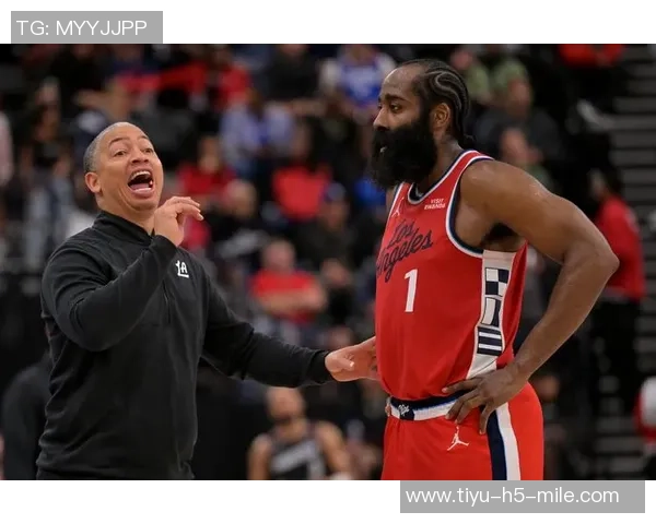 哈登谈父子关系：缺少陪伴让我更加珍惜与儿子的时光